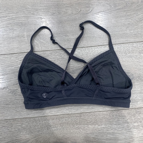 Lululemon Rehearsal Sports Bra - Picture 4 of 4